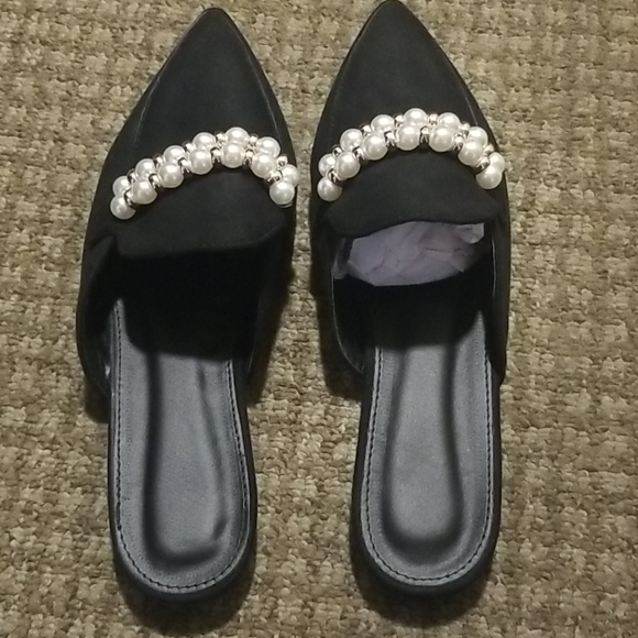 Mules - Picture 2 of 4